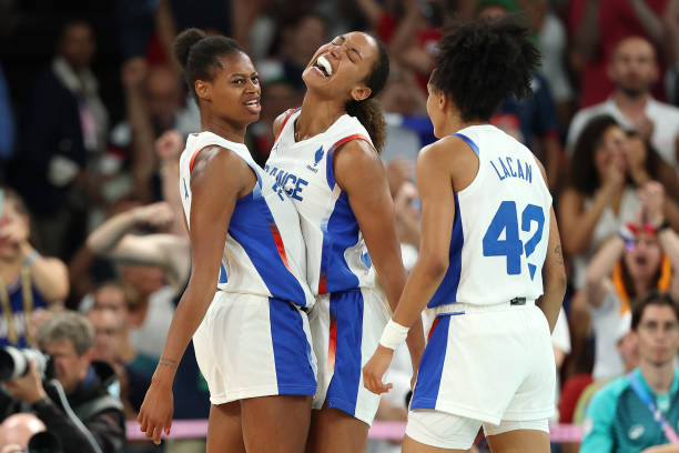 西瓜體育NBA數(shù)據(jù)統(tǒng)計：誰是本賽季的MVP熱門人選？