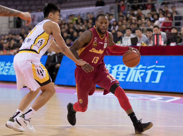 籃球規(guī)則大全：300條犯規(guī)條款的詳細(xì)分類