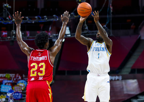 新手必看：如何在斗球APP上免費觀看籃球比賽全攻略