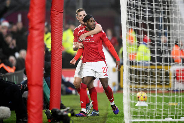 梅西簽名鞋款盤點：從Adidas到個人品牌