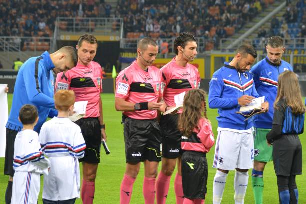 足球場上的灰色地帶：點(diǎn)球補(bǔ)射越位案例分析