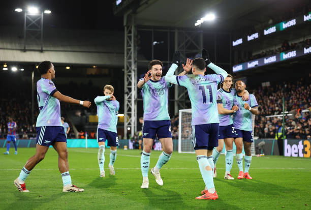 深度分析，指出輪次并非唯一決定因素，如陣容、傷病、賽程等