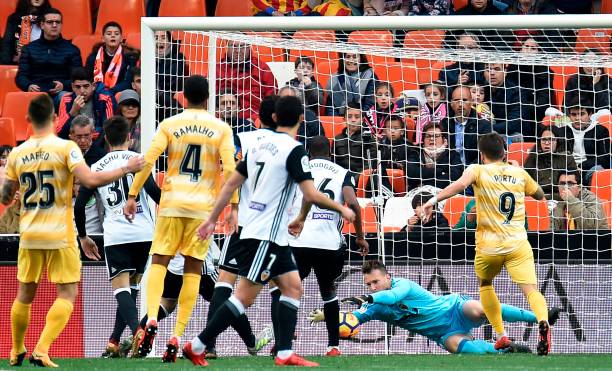 法甲冠軍獎(jiǎng)杯名稱揭秘：你知道它的由來嗎？