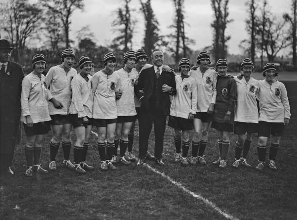 數(shù)字背后的故事：馬拉多納各時期球衣號碼全解析