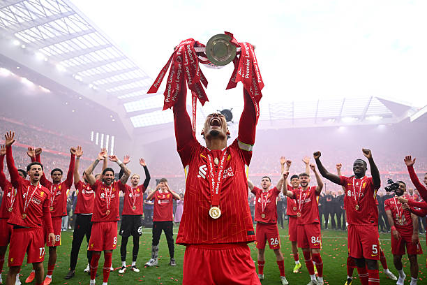 去年西甲十大球隊積分榜：誰成功逆襲，誰遺憾掉隊？