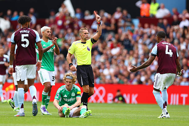 金球制對(duì)球員心理的影響：壓力下的“一擊定勝負(fù)”