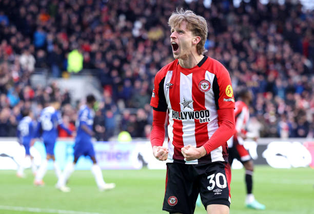 破門時刻：射門高手的經(jīng)典案例解析