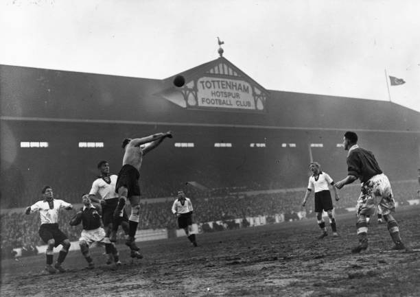 標準足球場 vs 非標準球場：業(yè)余與職業(yè)比賽場地的區(qū)別