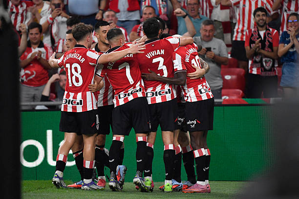 足球場(chǎng)有多大？標(biāo)準(zhǔn)尺寸與畝數(shù)換算指南