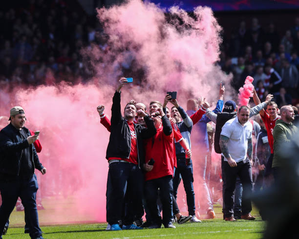 馬拉多納的傳奇與梅西的統(tǒng)治：誰更偉大？