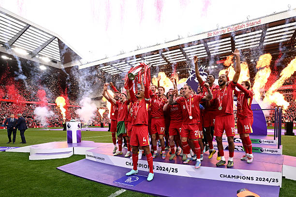 從門將視角看：最難以撲救的任意球是什么樣的？