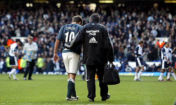 老式足球鞋雙星：不只是裝備，更是一種文化符號(hào)