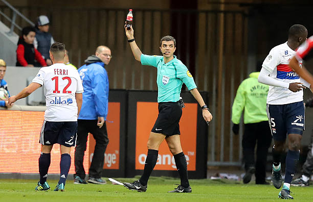 拜仁慕尼黑2-2戰(zhàn)平皇馬，歐冠半決賽懸念留至次回合