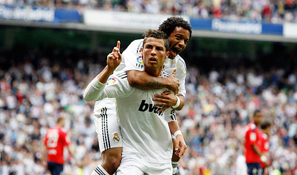 愛奇藝體育歐冠專題：實時比分、精彩回放與專家分析