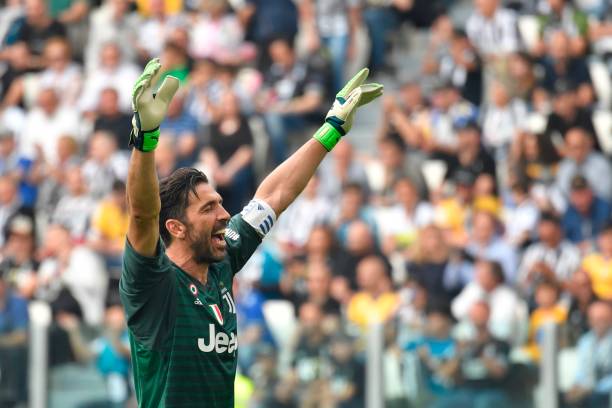 定位球包括哪些？解析足球比賽中的關(guān)鍵戰(zhàn)術(shù)環(huán)節(jié)