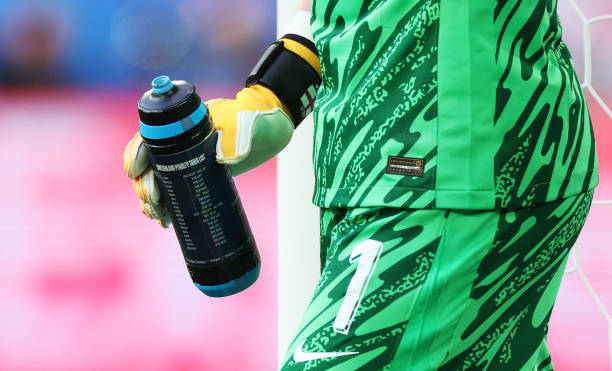 本澤馬的頭球厲害嗎？對比C羅、萊萬見真章