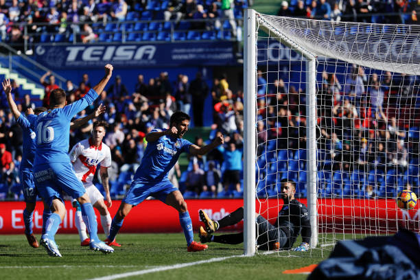 足球迷必看：梅西C羅巔峰對(duì)決全場回放資源匯總