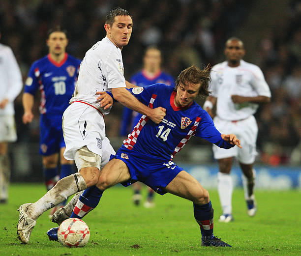 傷病+狀態(tài)+歷史交鋒！今晚關(guān)鍵戰(zhàn)比分預(yù)測(cè)全解析