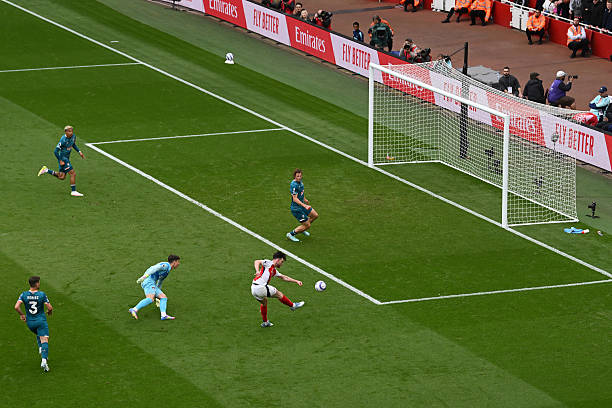 國家德比記憶：梅西與佩佩的經(jīng)典瞬間