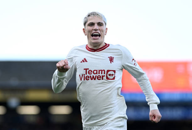 從絕望到狂喜！門將連撲點球改寫比賽結局