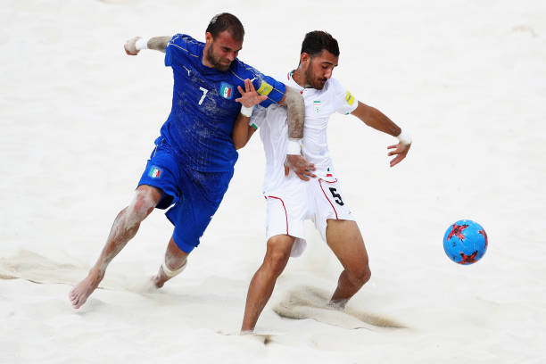 足球文化小知識：帽子戲法后，球員真的能保留比賽用球嗎？