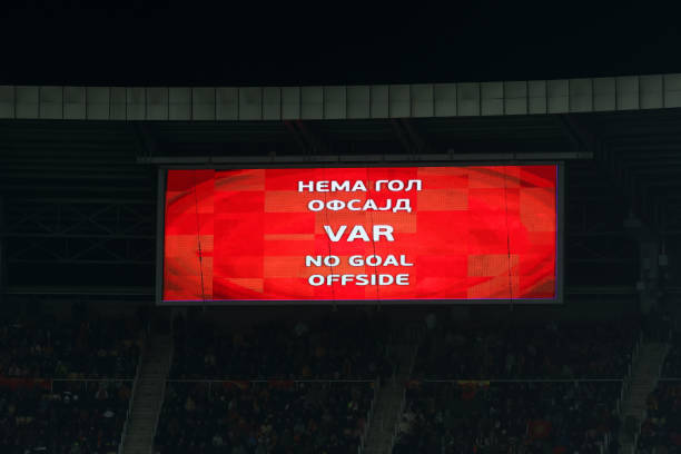 西蒙尼帶隊再創(chuàng)輝煌！2020-2021賽季馬競西甲登頂