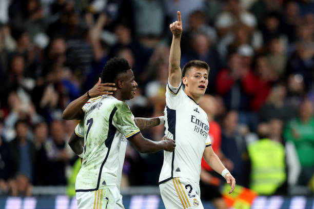 墨西哥足球超級(jí)聯(lián)賽歷史回顧：從阿茲特克球場(chǎng)到現(xiàn)代足球的演變