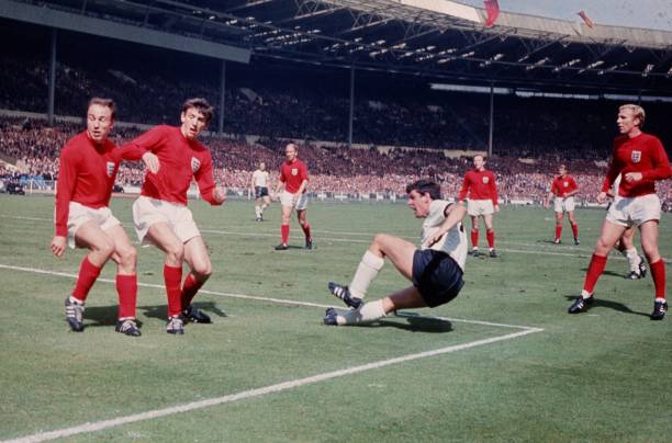 法甲國家德比直播指南：時(shí)間、陣容、看點(diǎn)一網(wǎng)打盡