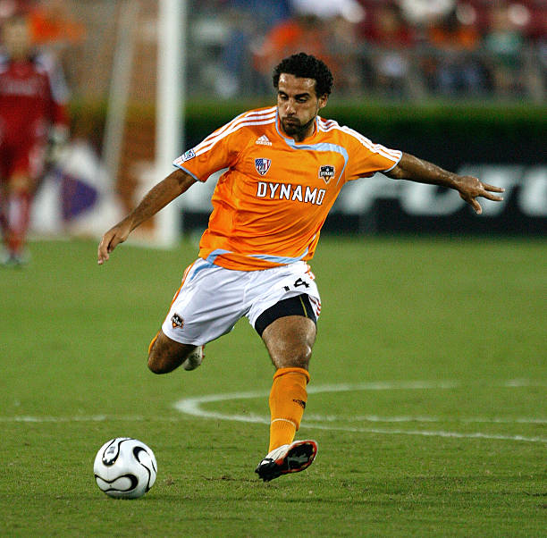 傳統(tǒng)中鋒VS現(xiàn)代影鋒：兩代穆勒的踢球風(fēng)格差異