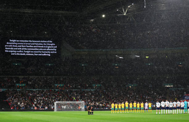 從歐聯(lián)到歐冠：雙線作戰(zhàn)如何影響球隊(duì)賽季命運(yùn)？