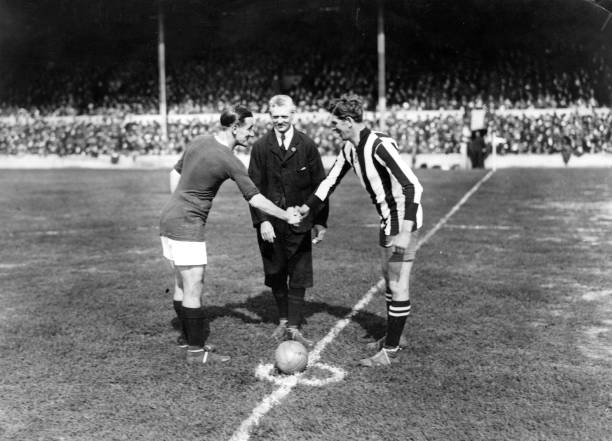 雙雄對(duì)話：哈蘭德眼中的姆巴佩實(shí)力解析