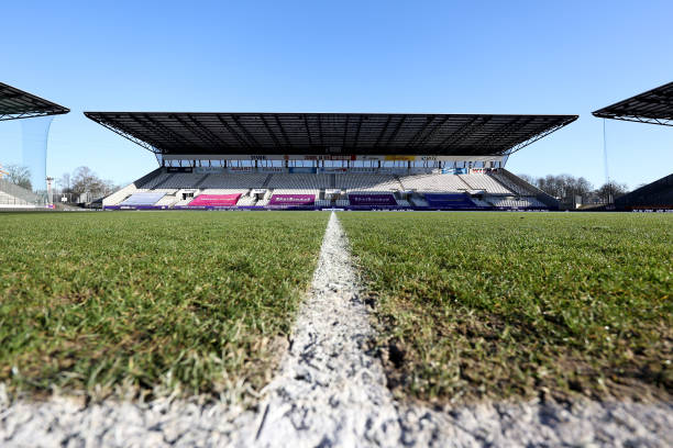 守門員視角：如何預(yù)判并撲出點球