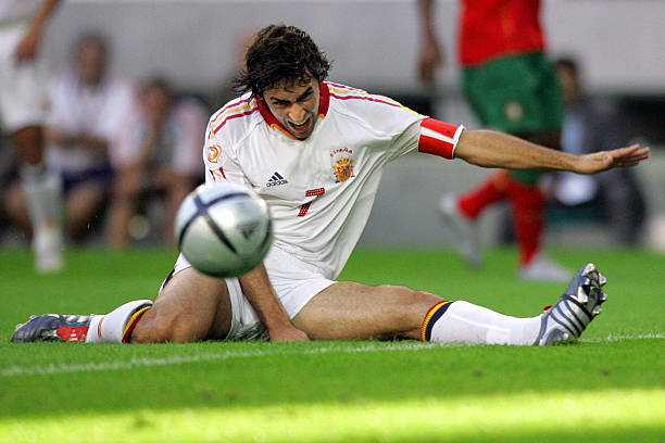 常見問題解答：足球場手續(xù)辦理中的難點(diǎn)與解決方案