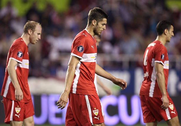 卡卡、舍瓦領(lǐng)銜！解析AC米蘭0304賽季奪冠關(guān)鍵因素