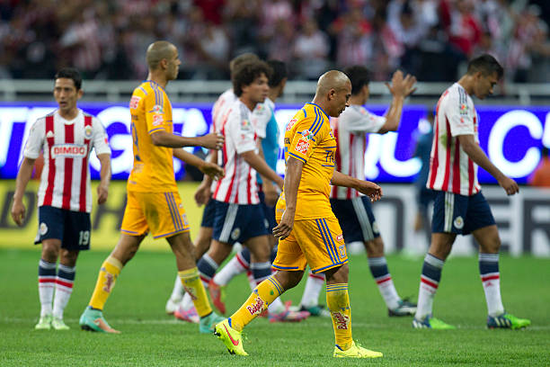 提升球隊攻擊力：高效邊線球發(fā)球戰(zhàn)術教案