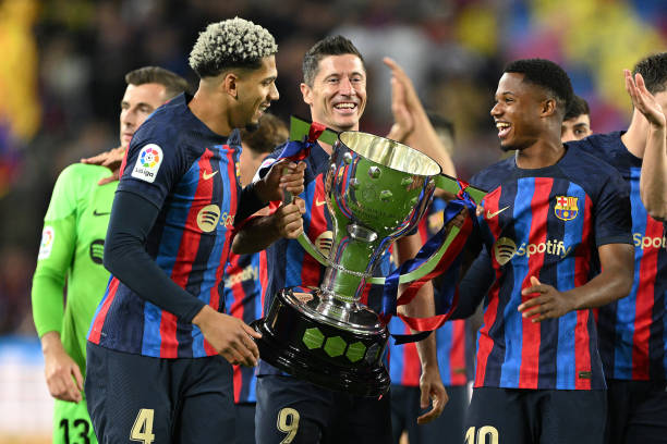 6月17日足球賽程：強(qiáng)強(qiáng)對(duì)話、黑馬崛起看點(diǎn)十足