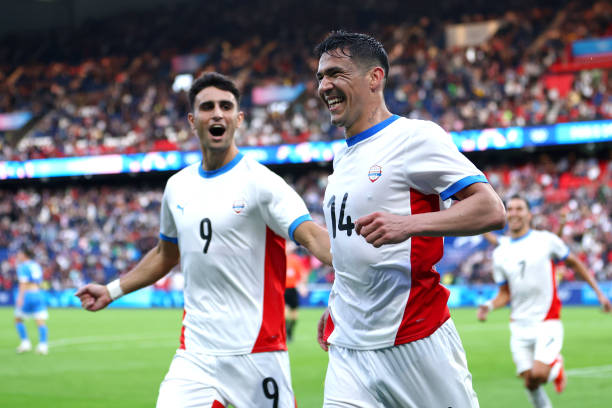 新手必看！實(shí)況足球手游防守操作全解析