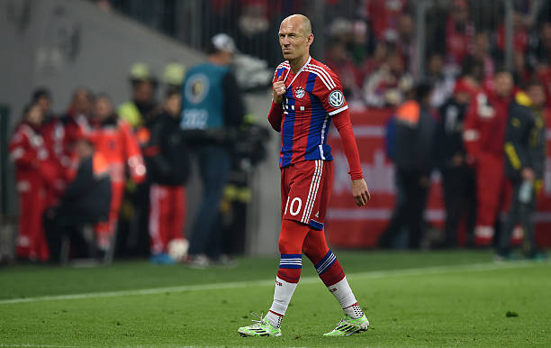 從規(guī)則到實戰(zhàn)：任意球犯規(guī)的十種情形詳解