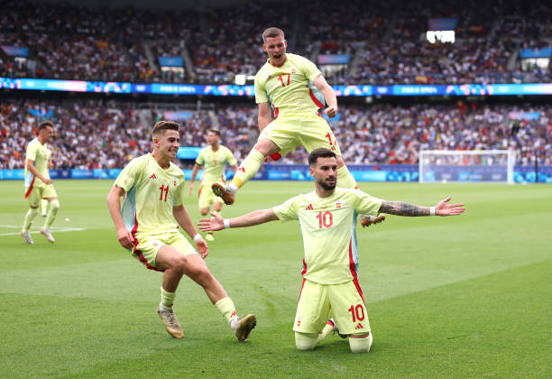 皇馬VS巴薩：2024-2025西甲冠軍爭奪戰(zhàn)前瞻