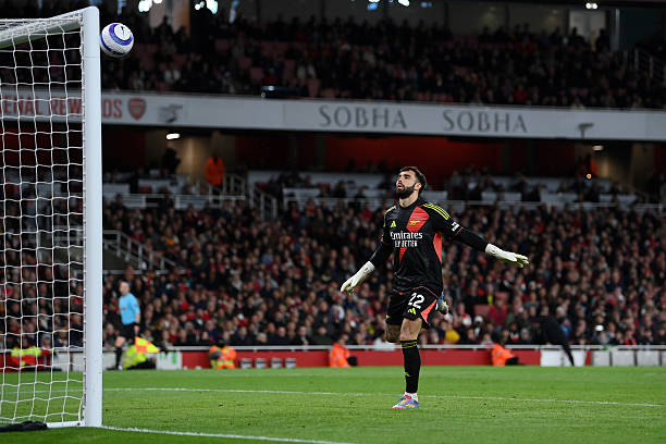 前腰和中前衛(wèi)：如何根據(jù)球隊戰(zhàn)術(shù)選擇合適的位置？