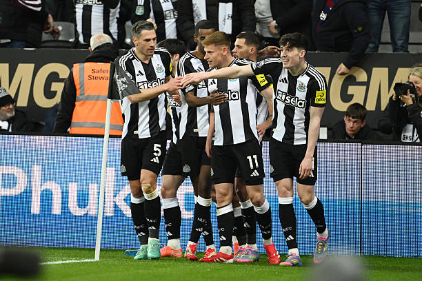 足球術(shù)語科普：角球、點(diǎn)球、任意球的定義與區(qū)別