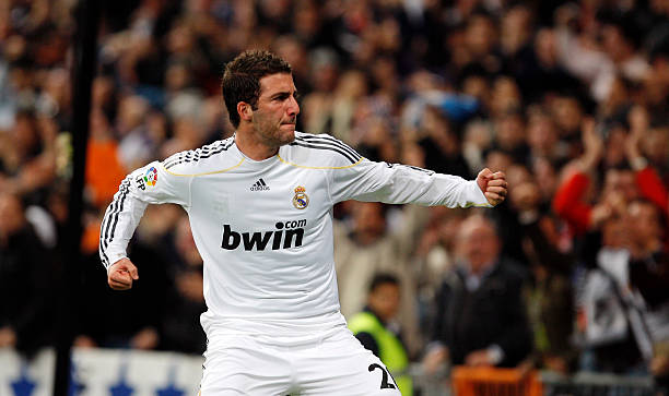 從零開始：足球場建設(shè)所需的5大核心資質(zhì)清單