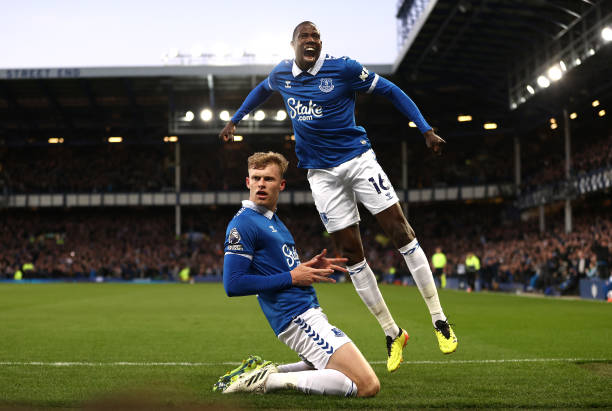 歐冠預(yù)測：巴薩2-1力克拜仁，萊萬反戈舊主難救主