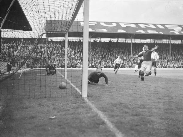 除了柏林赫塔，還有哪些俱樂部代表首都足球？