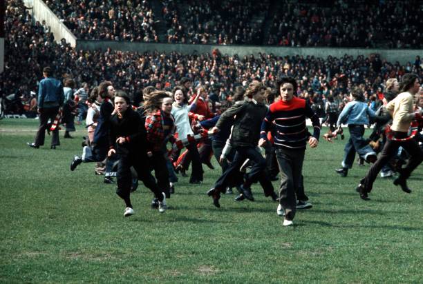 萊萬(wàn)多夫斯基受傷視頻曝光，球迷揪心不已