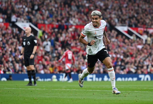 足球技巧：馬賽回旋動(dòng)作分解教學(xué)（百度云資源）