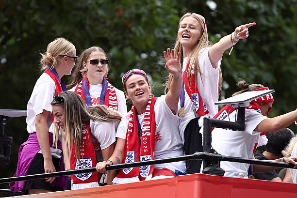 足球場(chǎng)建設(shè)周期詳解：影響工期的關(guān)鍵因素有哪些？