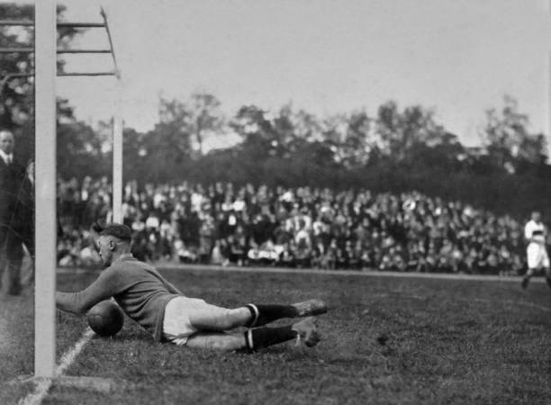 (側(cè)重于新賽制下的具體操作規(guī)則，如抽簽和排名)