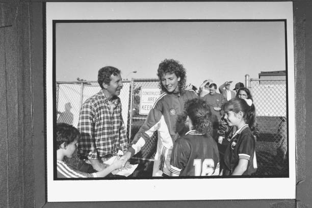 突發(fā)！梅西經紀人現身曼市，曼聯轉會談判開啟？