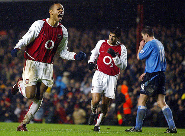 齊達內(nèi)頭球技術特點與訓練方法揭秘